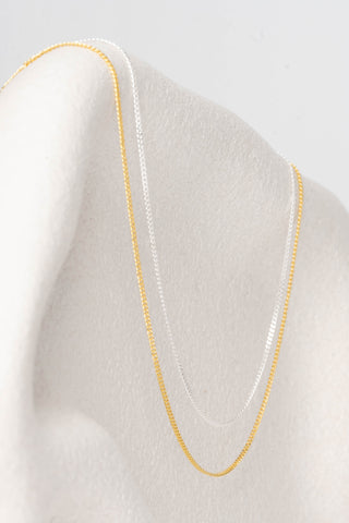 Petite Curb Necklace