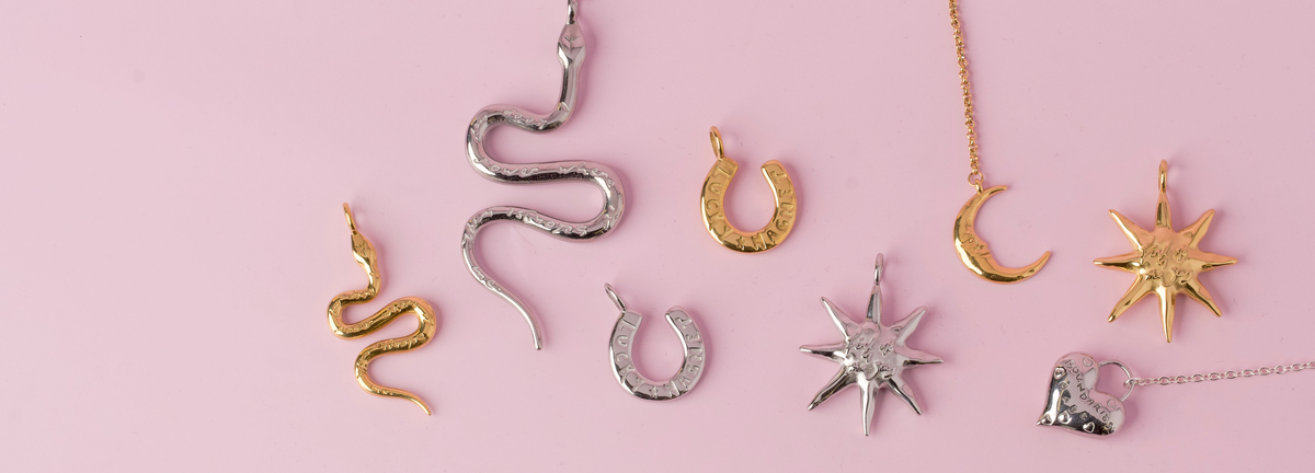 CHARM BAR