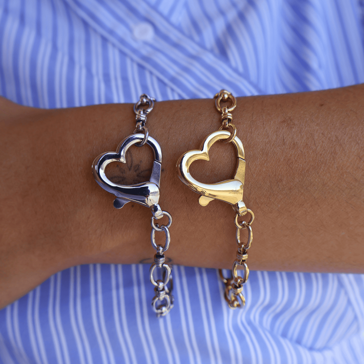 Lockheart heart clasp charm bracelet in waterproof gold