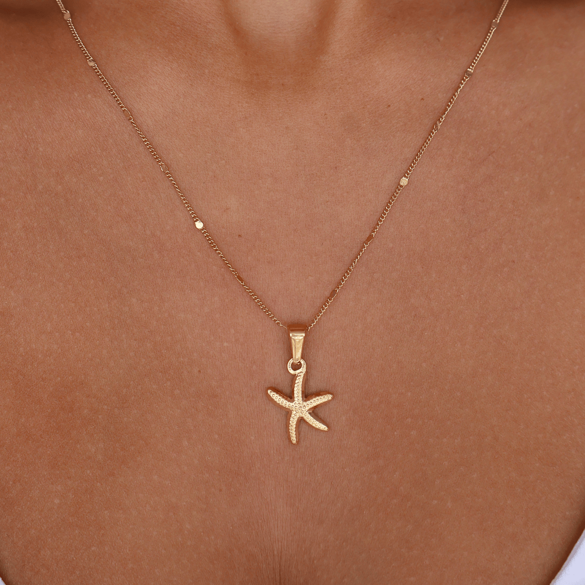 Elora Necklace