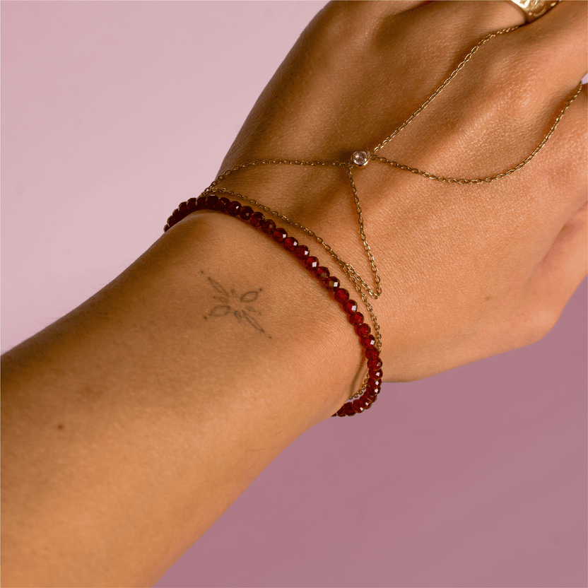 Garnet crystal beaded bracelet for motivation