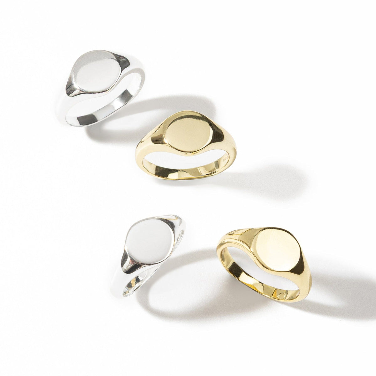 Nomad Signet Ring - Engravable