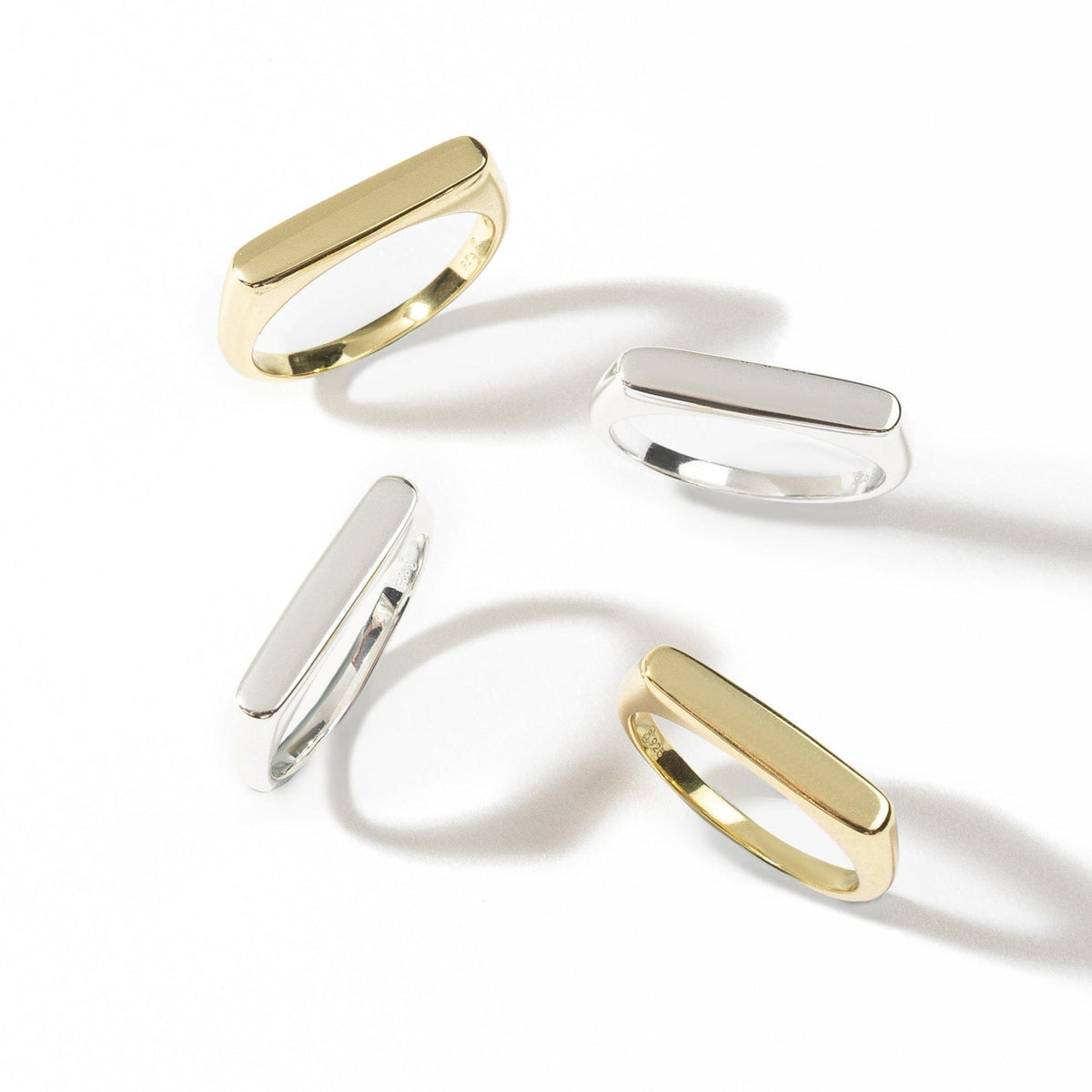 Asteria Bar Ring - Engravable