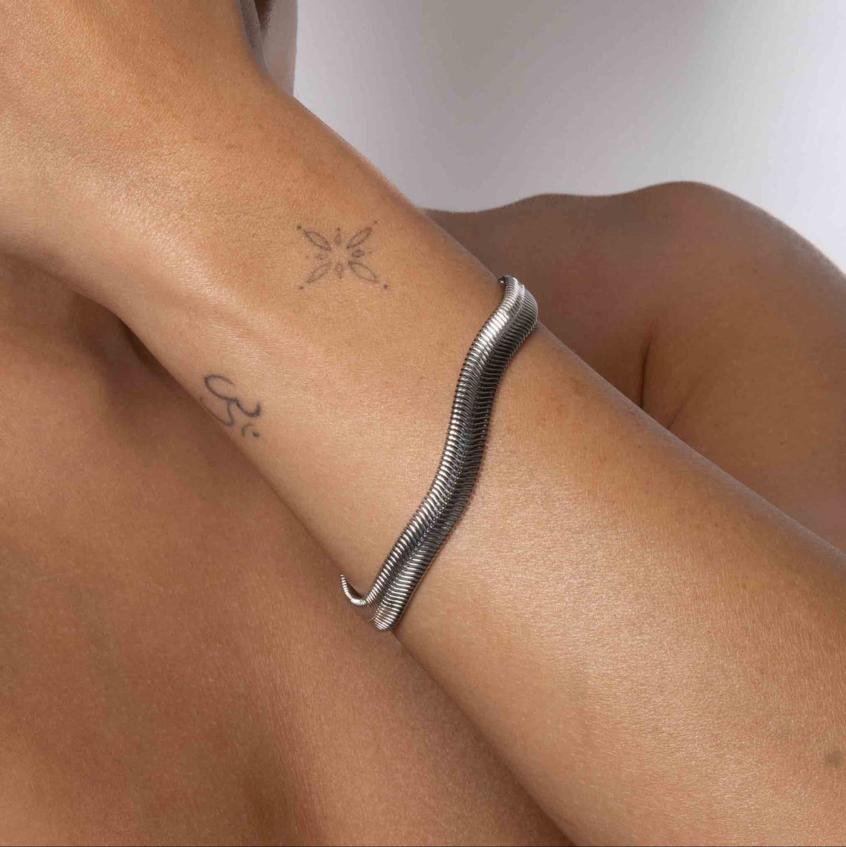 Bold Herringbone Bracelet