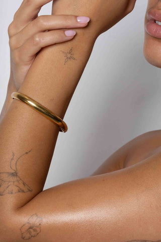 Form Bangle