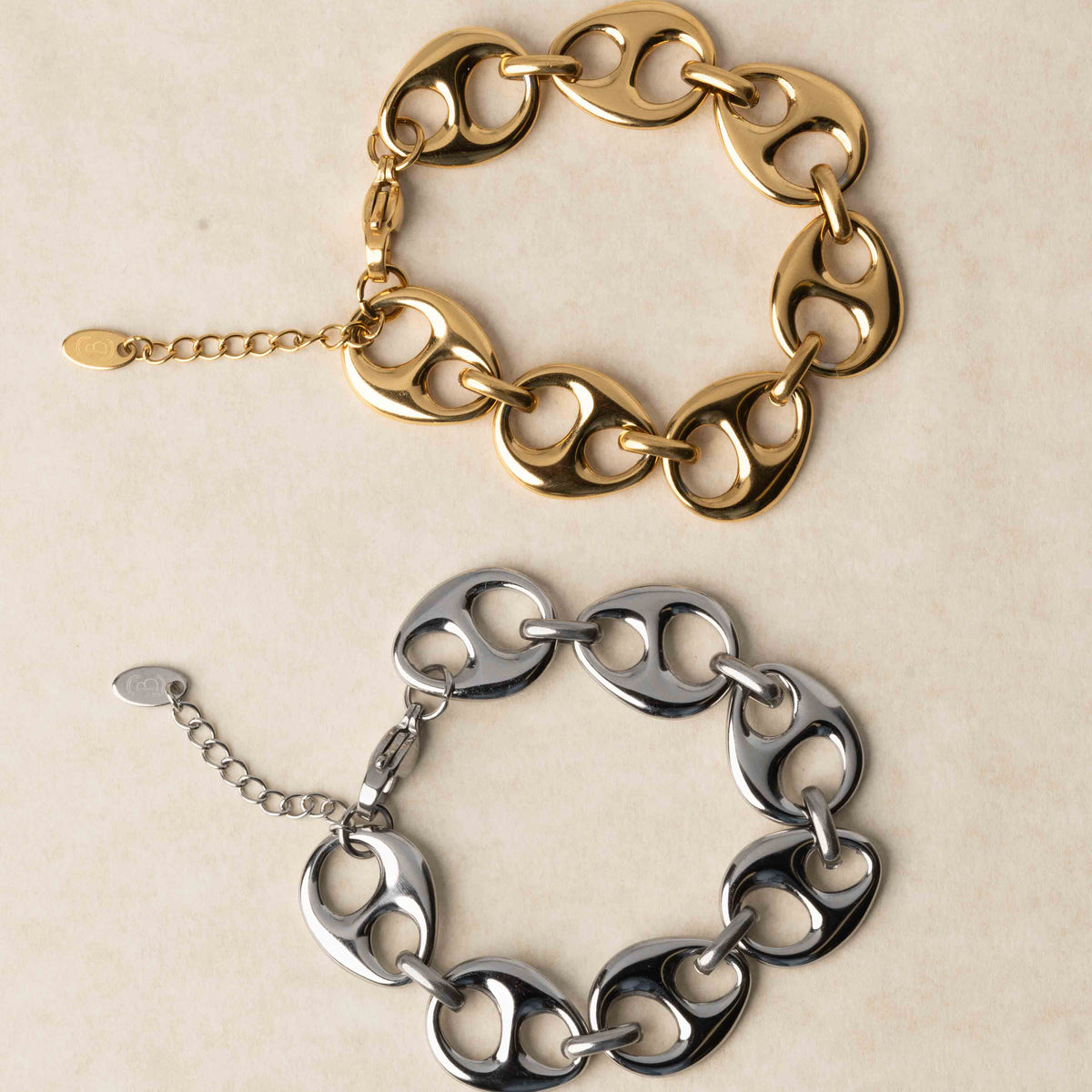 Splice chain bracelet in waterproof gold