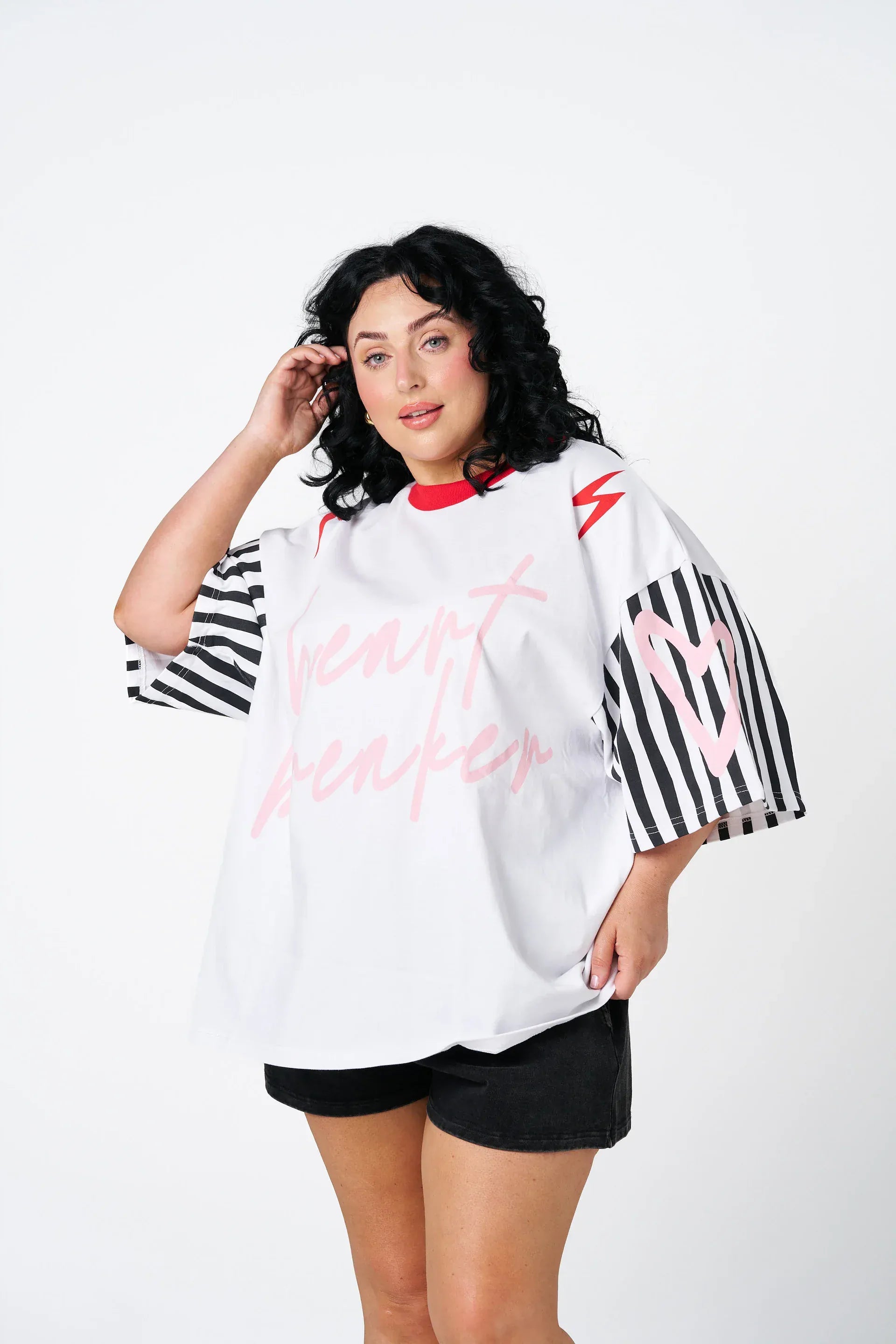 Hibiscus Hotel - Heartbreaker Oversized Tee