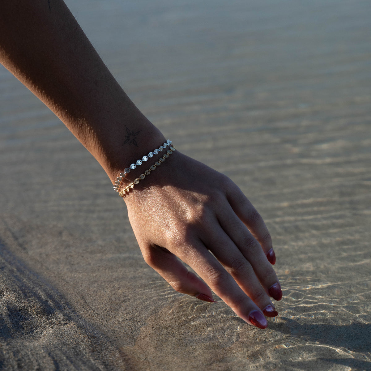 Celeste hammered disc bracelet in gold