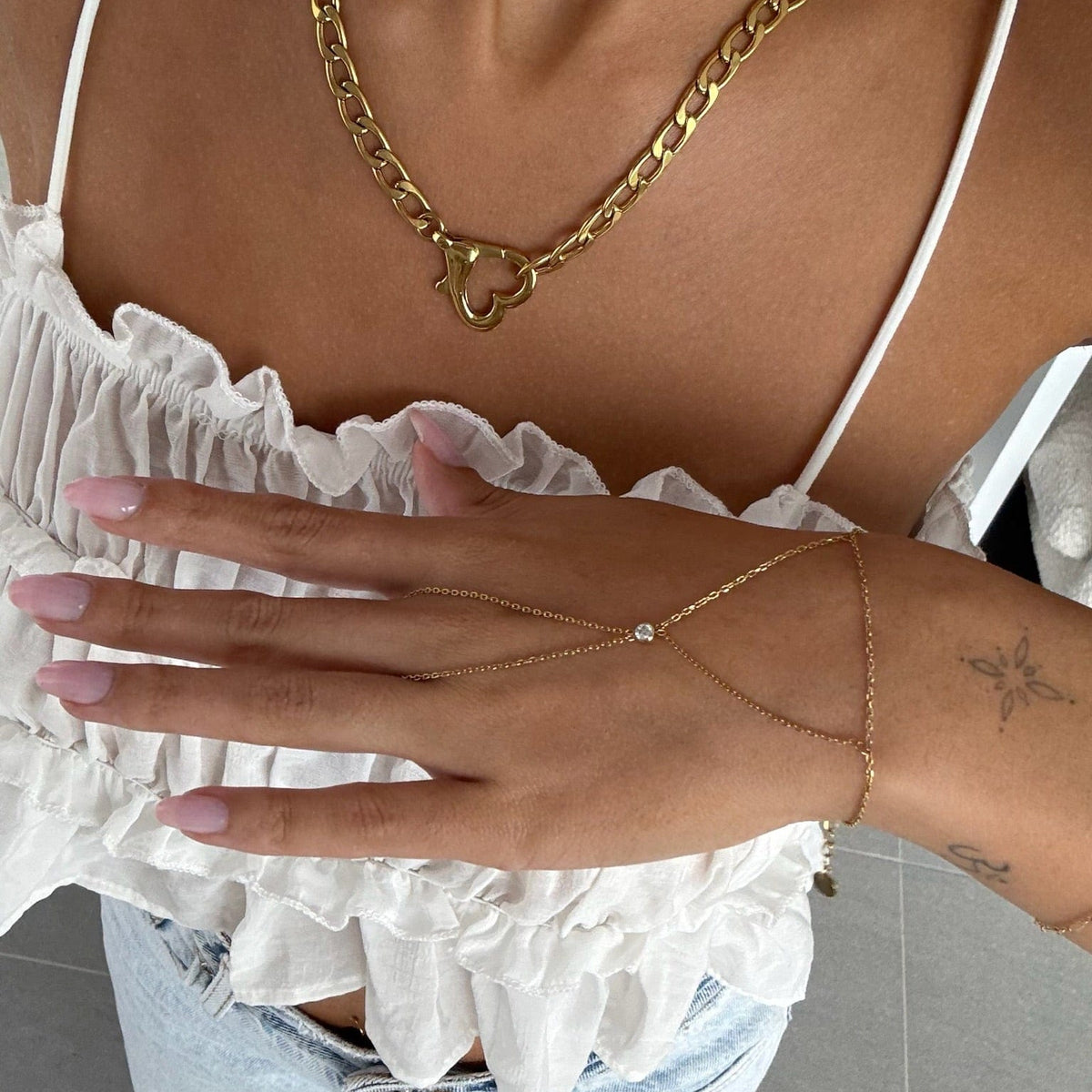 Stella Hand Chain