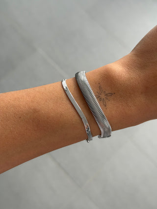 Bold Herringbone Bracelet