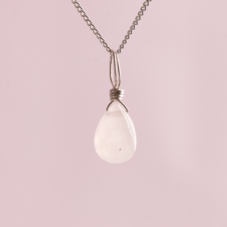 Rose Quartz to Attract Love - Crystal Charm